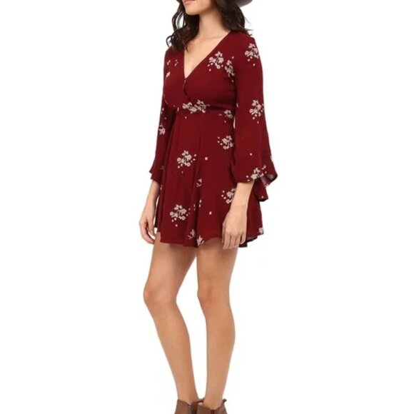 FREE PEOPLE Floral Mini V-Neck Jasmine Embroidered Dress Size 2 - Picture 1 of 10